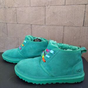 Ugg Boots Women’s 10 Neumel 1094269 Green Suede Round Toe Ankle Snow